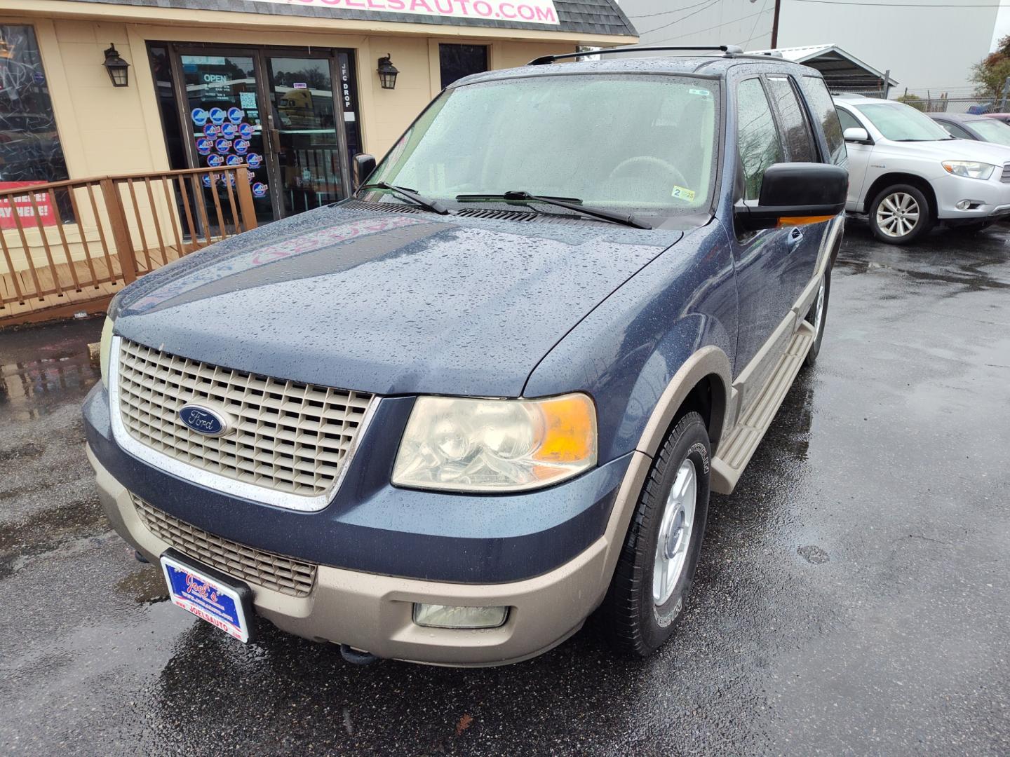 2004 Blue Ford Expedition (1FMFU18L54L) , located at 5700 Curlew Drive, Norfolk, VA, 23502, (757) 455-6330, 36.841885, -76.209412 - Photo#5